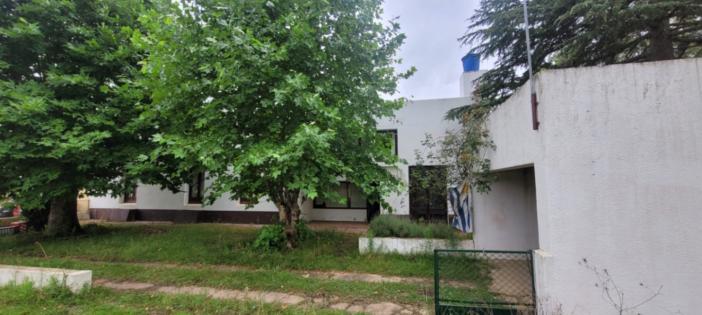 Casa en alquiler de 5 dormitorios c/ cochera en Sarandí del Yi