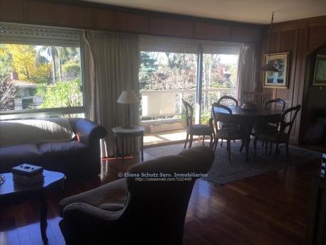 Venta Apartamento 3 Dormitorio, Servicio, Garage Carrasco