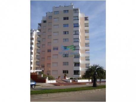 Apartamentos En Playa Mansa