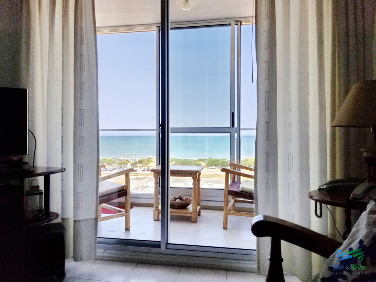Venta apartamento 2 dormitorios 2 baños en parada 2 playa brava Punta del este