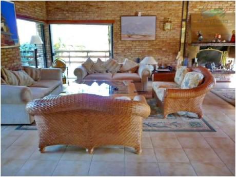 Casas En Playa Mansa