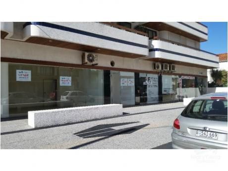 Locales Comerciales En Península