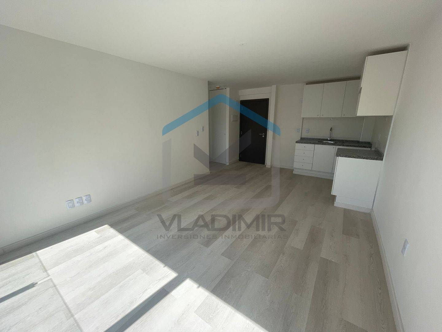Departamento en alquiler de 2 ambientes en Tres Cruces