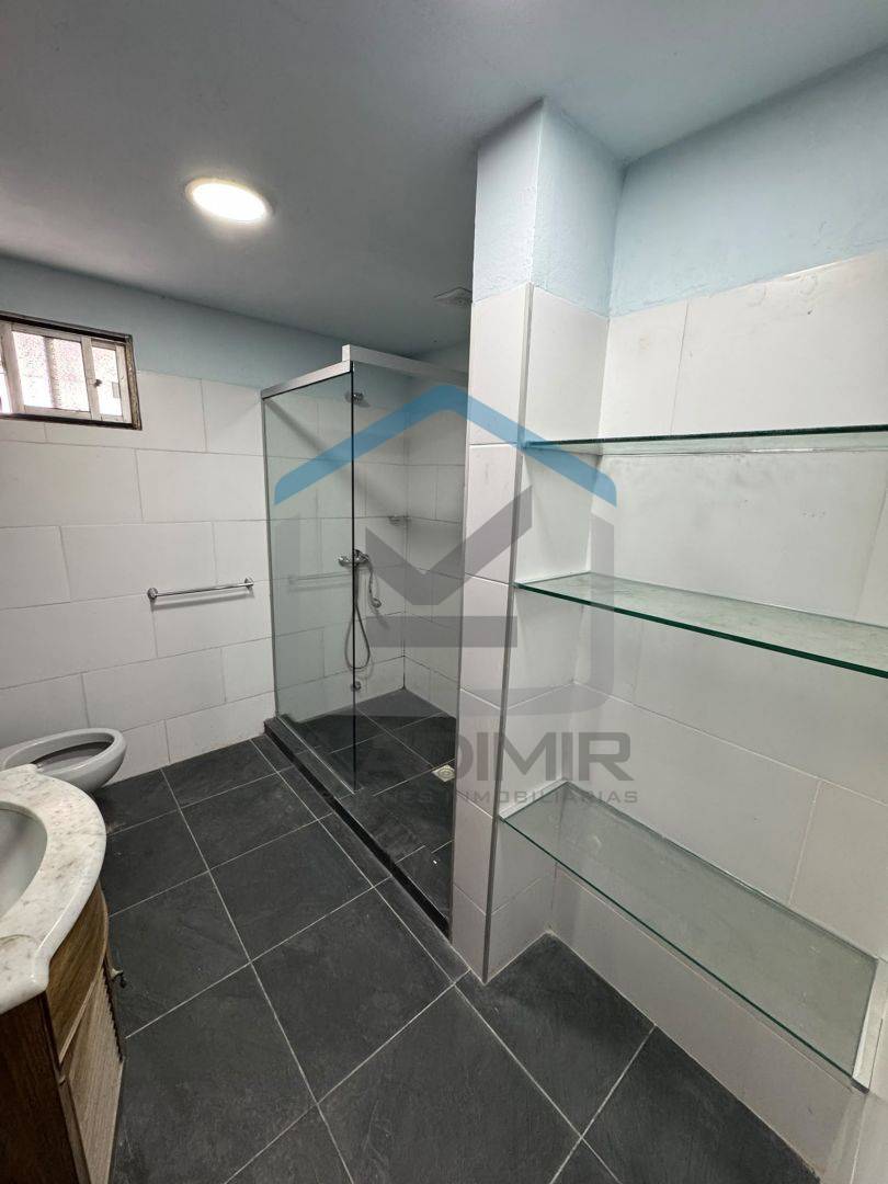 Casa en alquiler de 4 ambientes en La Teja · Foto 12