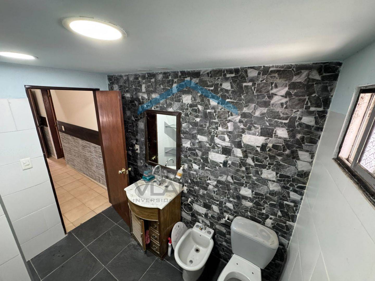 Casa en alquiler de 4 ambientes en La Teja · Foto 11