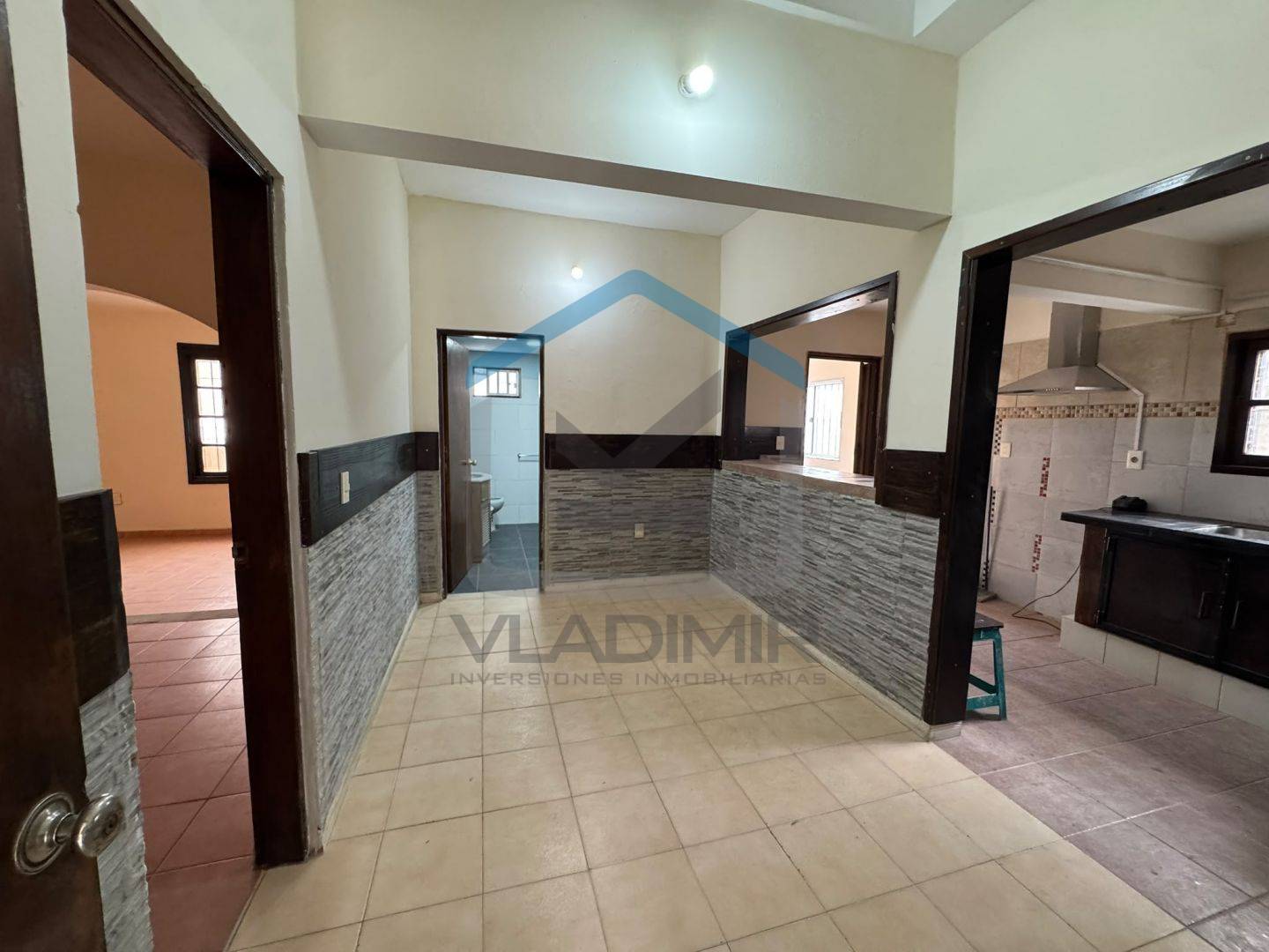 Casa en alquiler de 4 ambientes en La Teja · Foto 10