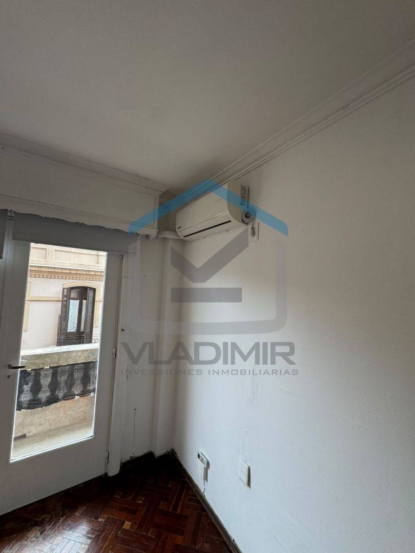 Departamento en alquiler de 3 ambientes en Cordón · Photo 5
