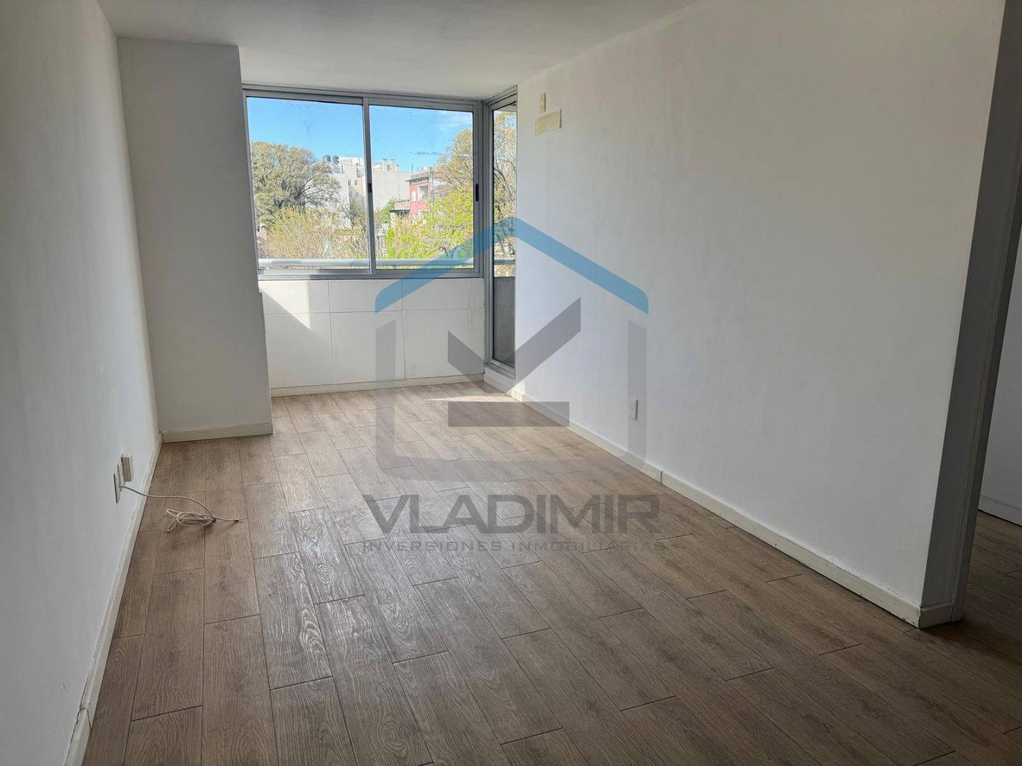 Departamento en alquiler de 2 ambientes en Tres Cruces · Foto 2