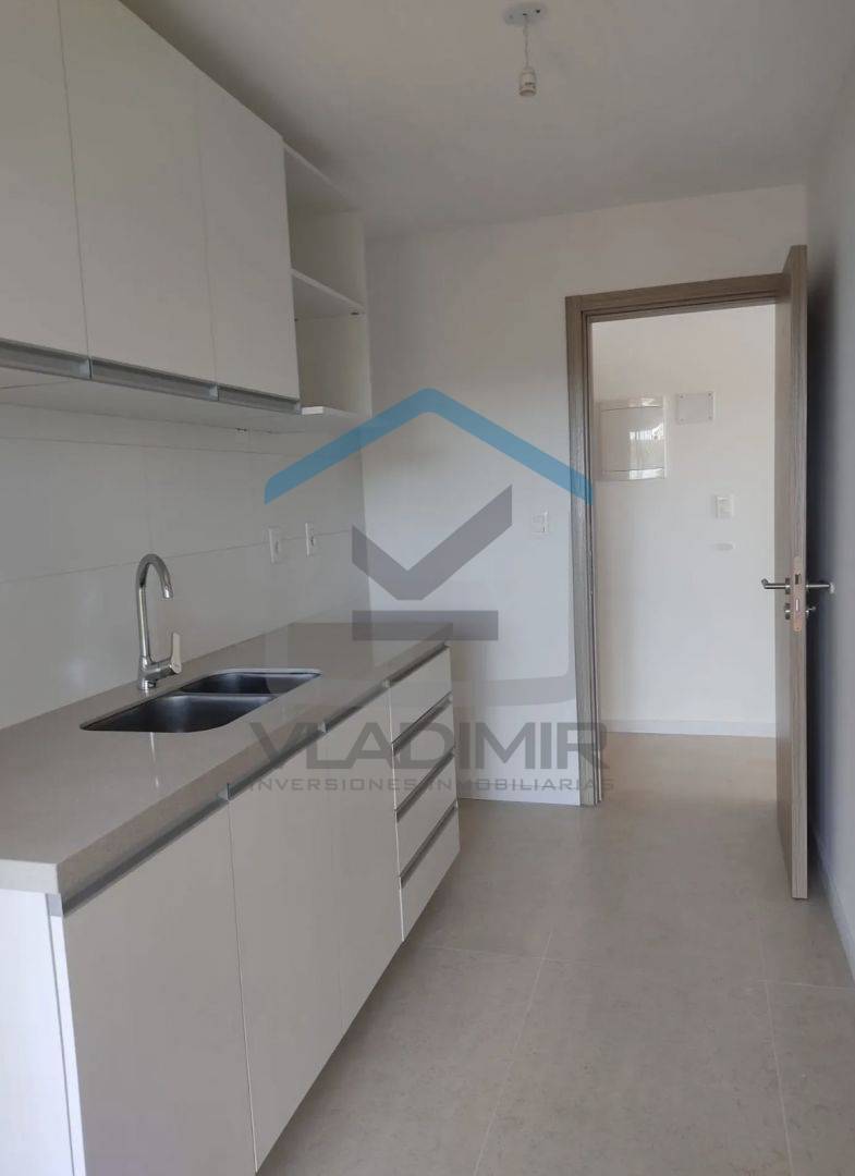 Departamento en alquiler de 3 ambientes en Prado · Foto 2