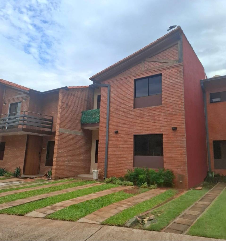 ALQUILO DUPLEX EN BARRIO CERRADO  SAN LORENZO - LAGUNA GRANDE — foto 2