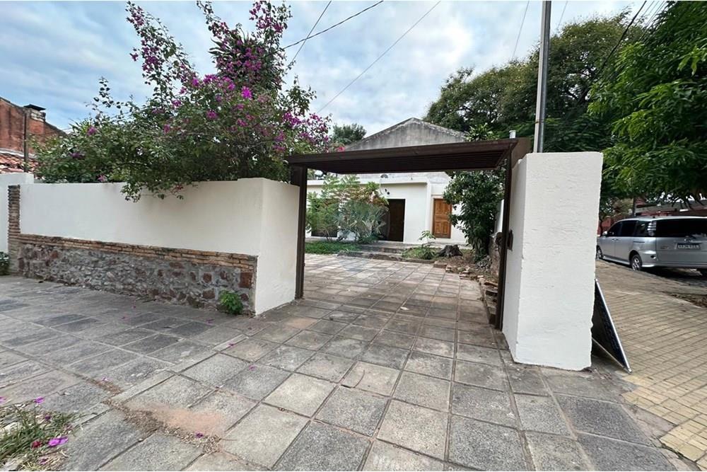 Alquilo Casa 2 dormitorios Barrio Jara A dos cuadras de Avda Venezuela!!! — foto 2