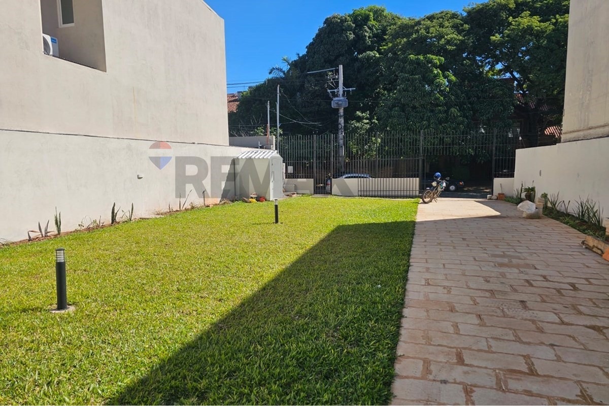 Alquilo Oficina a Estrenar en Barrio Madame Linch — foto 3