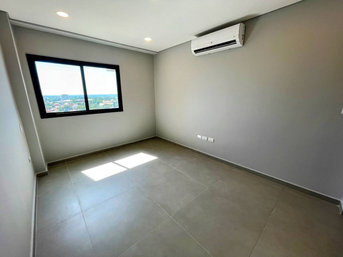 ALQUILO AMPLIO DEPARTAMENTO CON ESPECTACULAR VISTA EN EDIFICIO TORRE AUGUSTA — foto 2