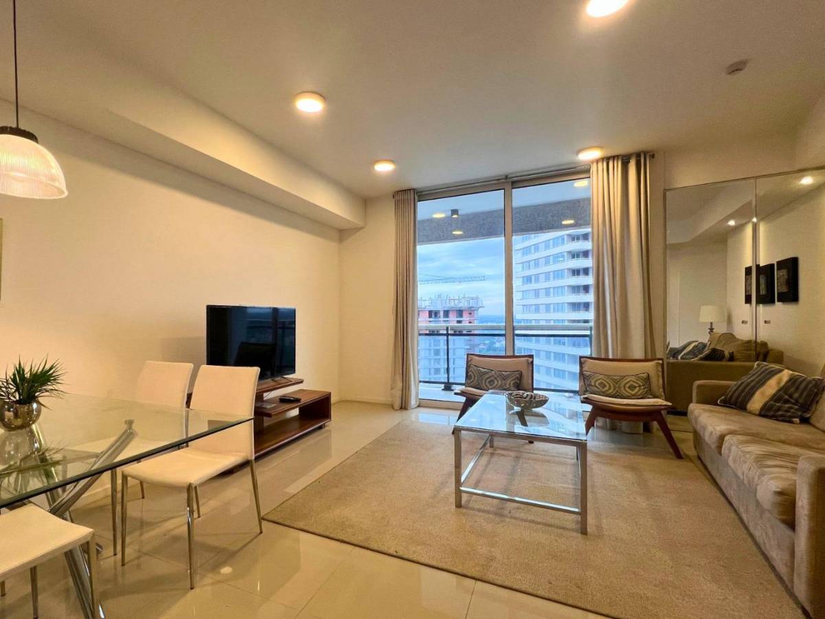 ALQUILO EN EL EDIF THE TOWER – DEPTO AMOBLADO DE 2 HABITACIONES — foto 3