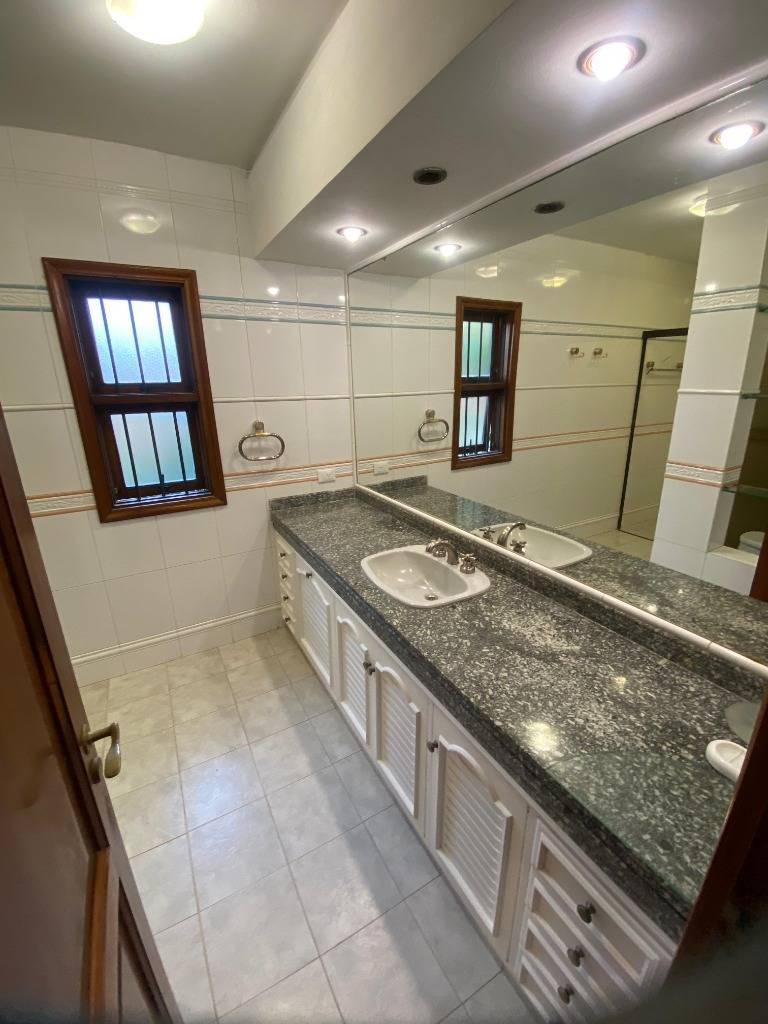 ALQUILO CASA EN EL BARRIO SAN CRISTOBAL — foto 2