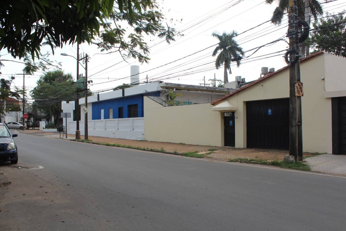 PROPIEDAD EN ESQUINA EN VENTA SOBRE AVDA. BRASILIA  BARRIO MARISCAL LÓPEZ — foto 3