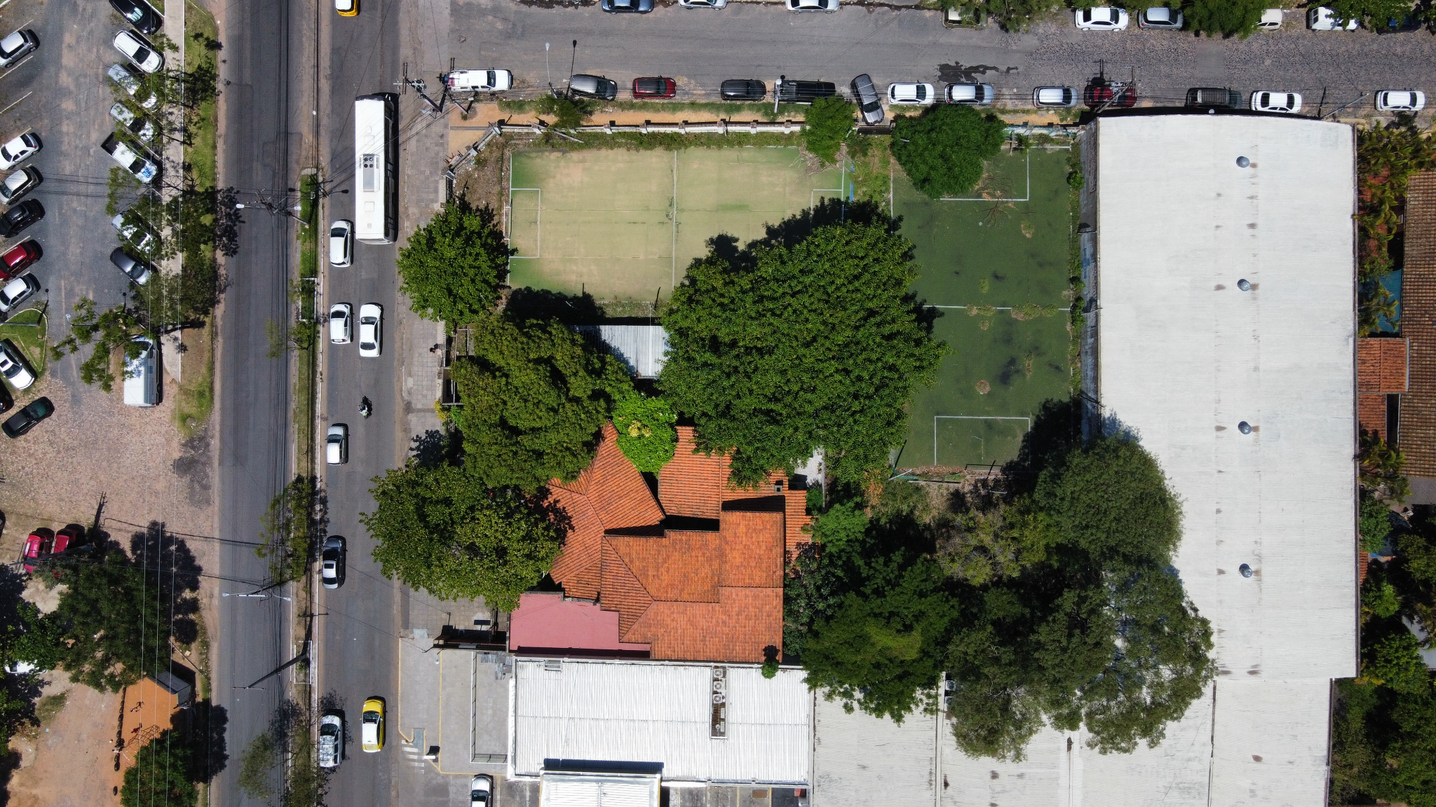 Vendo Terreno Para Desarrollo Sobre Avenida ARTIGAS En Asuncion — foto 2