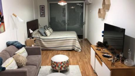 Alquiler De Apartamento Monoambiente En Parque Rodo .