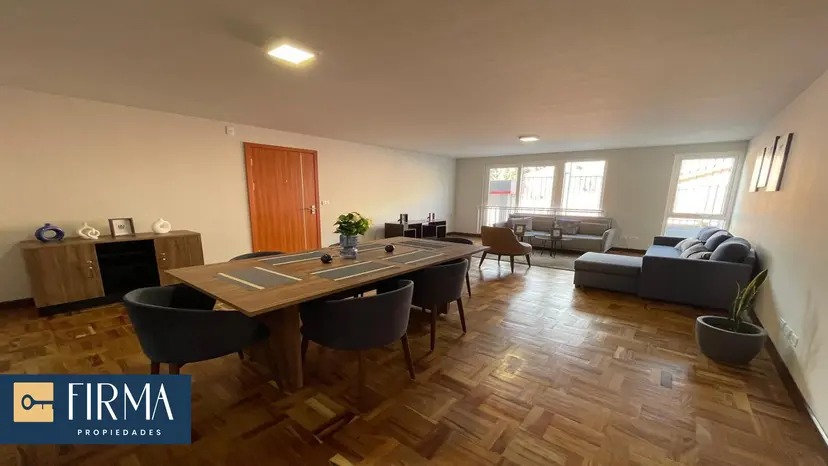 Departamento en venta en Calacoto