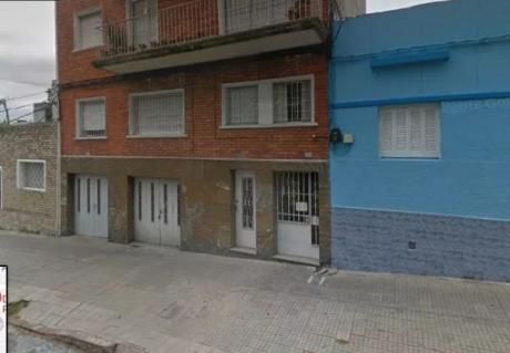 Apto La Comercial. 1dorm. Bajos Gc.
