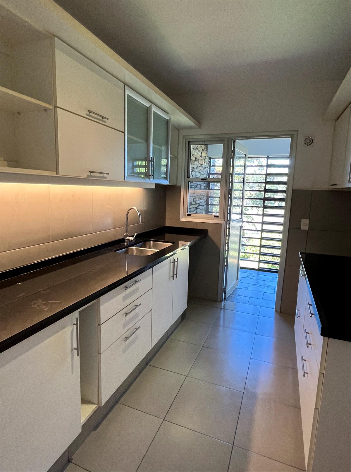 Apartamento alquiler 2 dormitorios 2 baños cochera · Foto 9