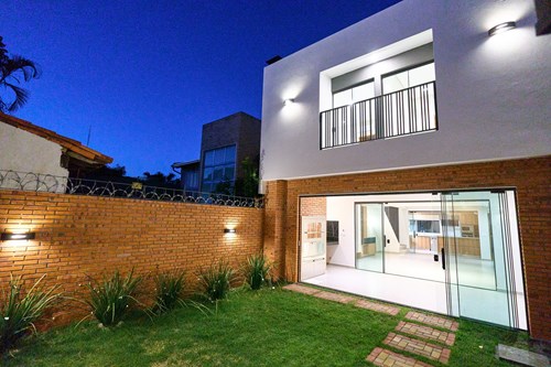 Dúplex-alquiler-san Alfonso Esq. Legion Civil Extranjera, Villa Morra, Asunción — foto 2