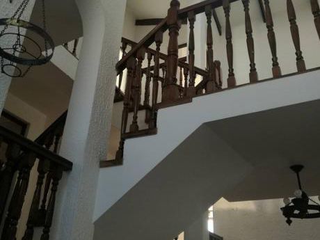 Alquiler De Bella Casa En Calacoto