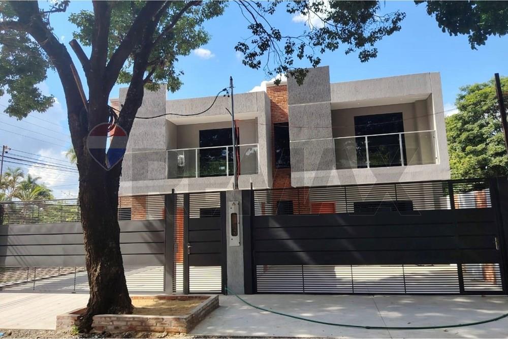 Gran inversión Casa - Venta - Fernando De La Mora, Central, Paraguay — foto 2
