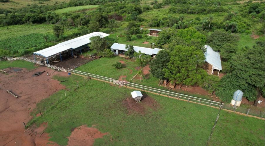 VENTA DE ESTANCIA EN CAAPUCU — foto 2