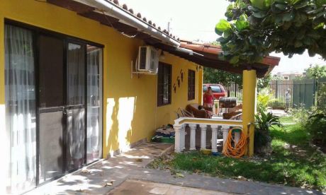 Casa Amplia En Venta