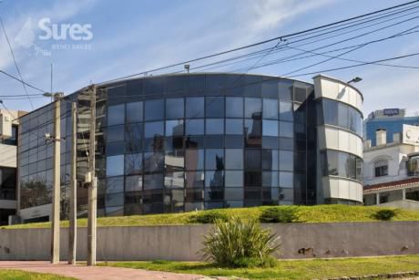 Office Center - Edificio Corporativo
