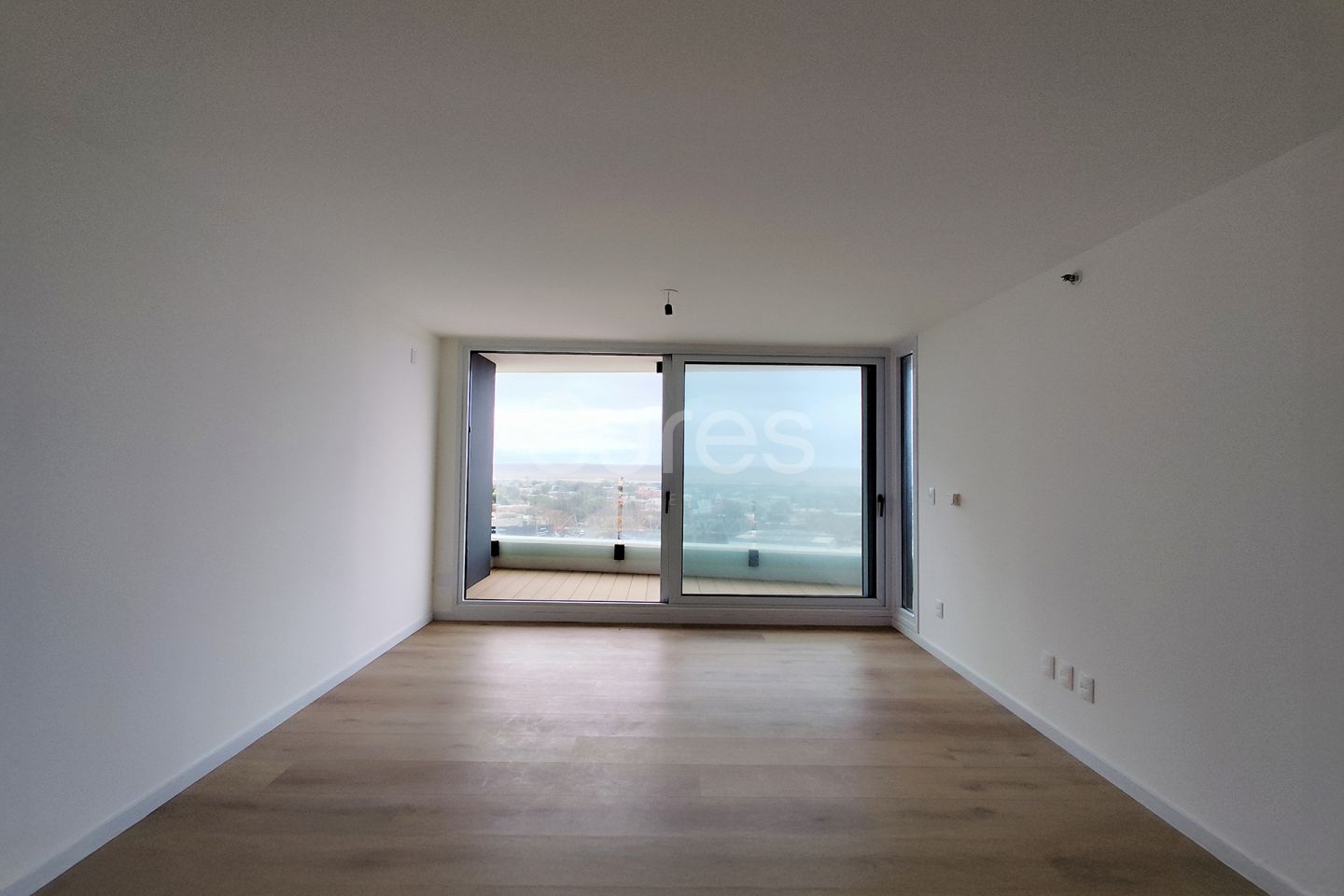 Alquiler apartamento 3 dormitorios, Parque Miramar - Ventura Tower · Foto 4
