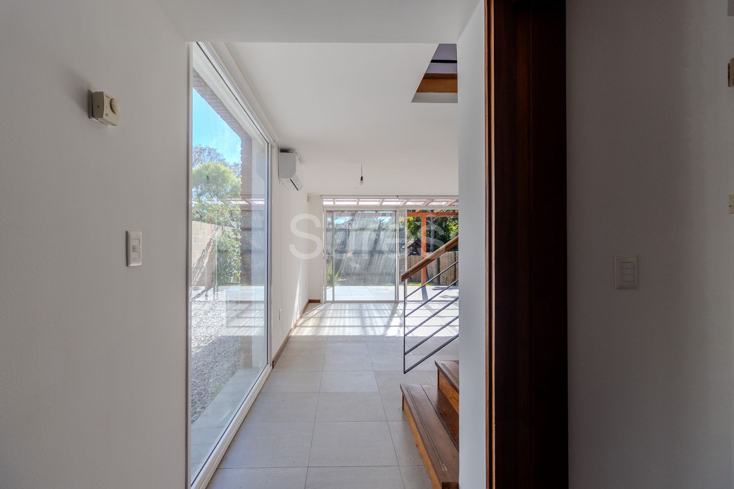 Alquiler casa de 3 dormitorios con piscina en San Nicolás, Montevideo · Foto 8