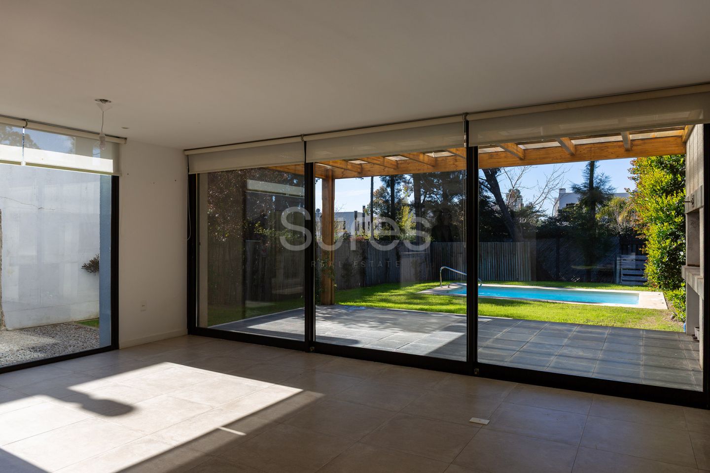 Alquiler de casa de 3 dormitorios en San Nicolas, Montevideo · Foto 4