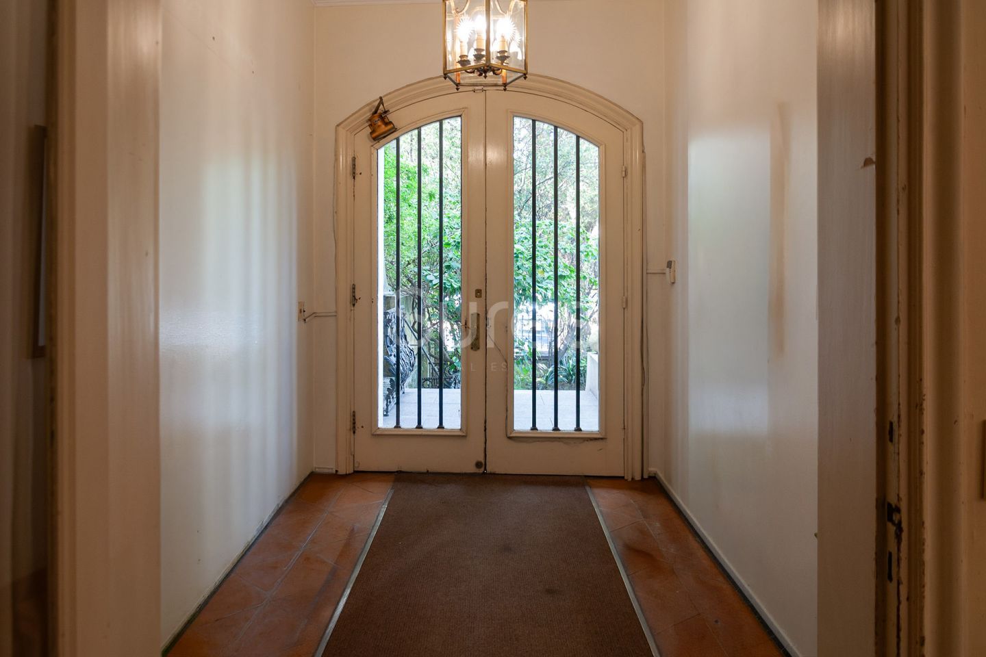 Alquiler de Casa ideal para residencial  con 17 Dormitorios en Cordón, Montevideo · Foto 2
