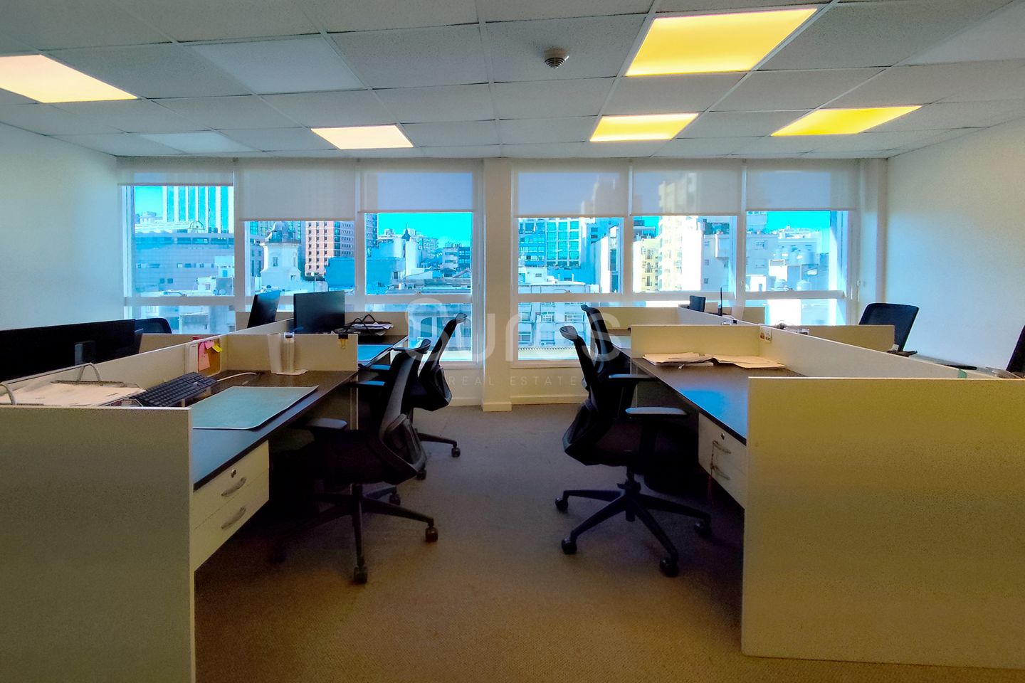 Alquiler de oficina, Ciudad Vieja - Imperium Building · Foto 4