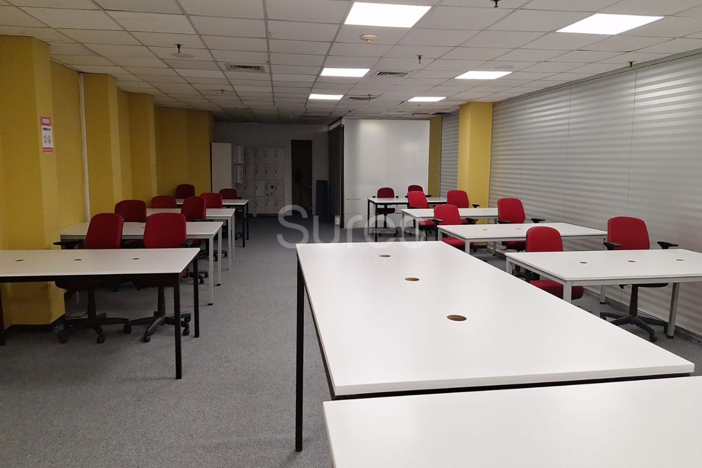 Alquiler de Oficina en Centro, Montevideo - Edifico Corporativo · Foto 9