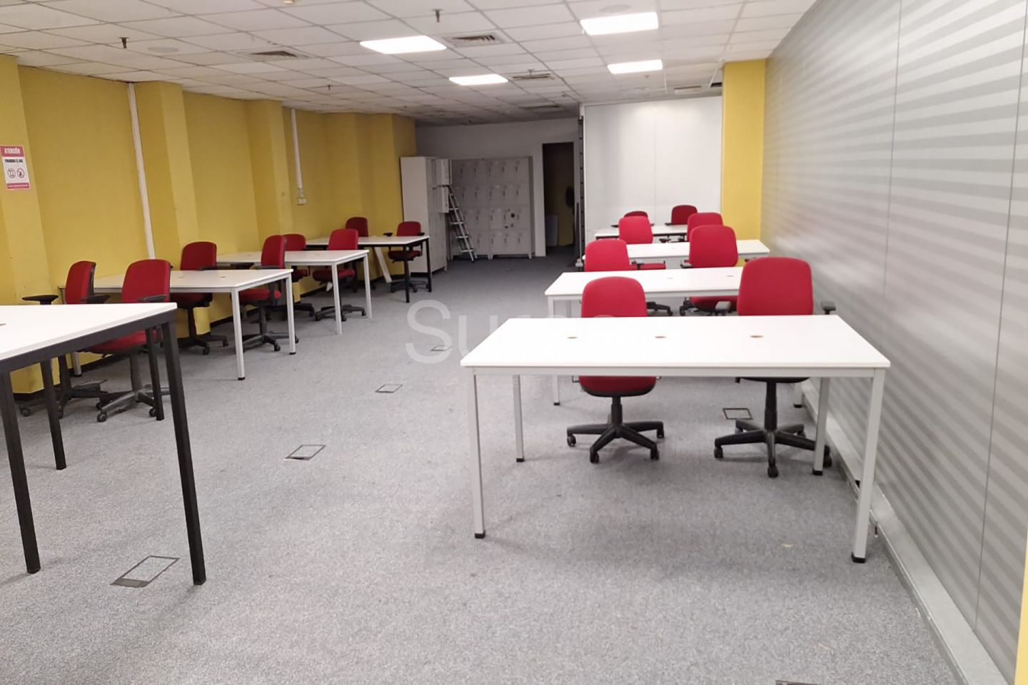 Alquiler de Oficina en Centro, Montevideo - Edifico Corporativo · Foto 6