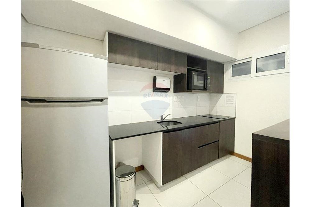 FINO MONOAMBIENTE AMOBLADO Y EQUIPADO — foto 2