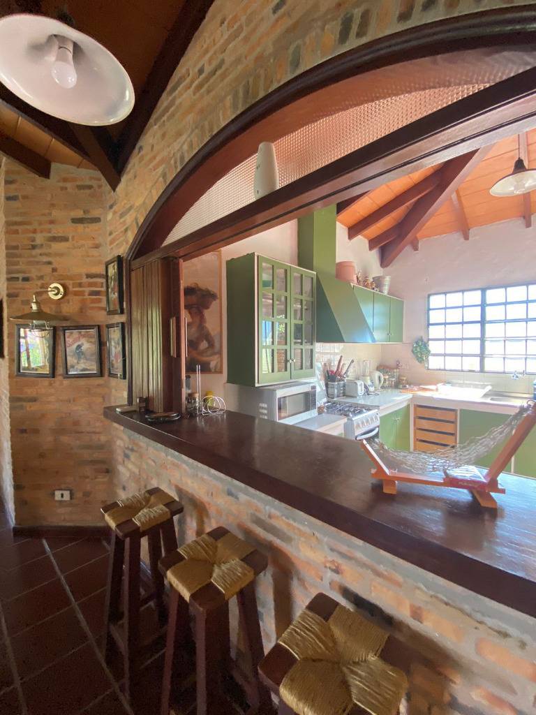 VENDO RESIDENCIA AMOBLADA Y EQUIPADA EN SAN BERNARDINO — foto 3