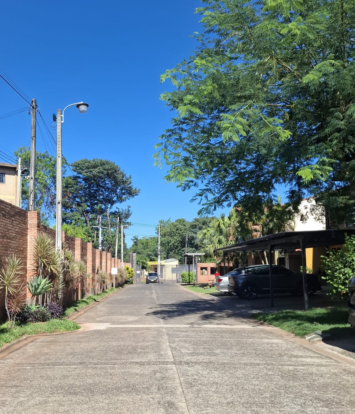 ALQUILO DUPLEX EN BARRIO CERRADO - SAN LORENZO — foto 3