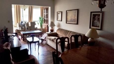 Venta Apartamento 2 Dorm De Excelente Contrucción