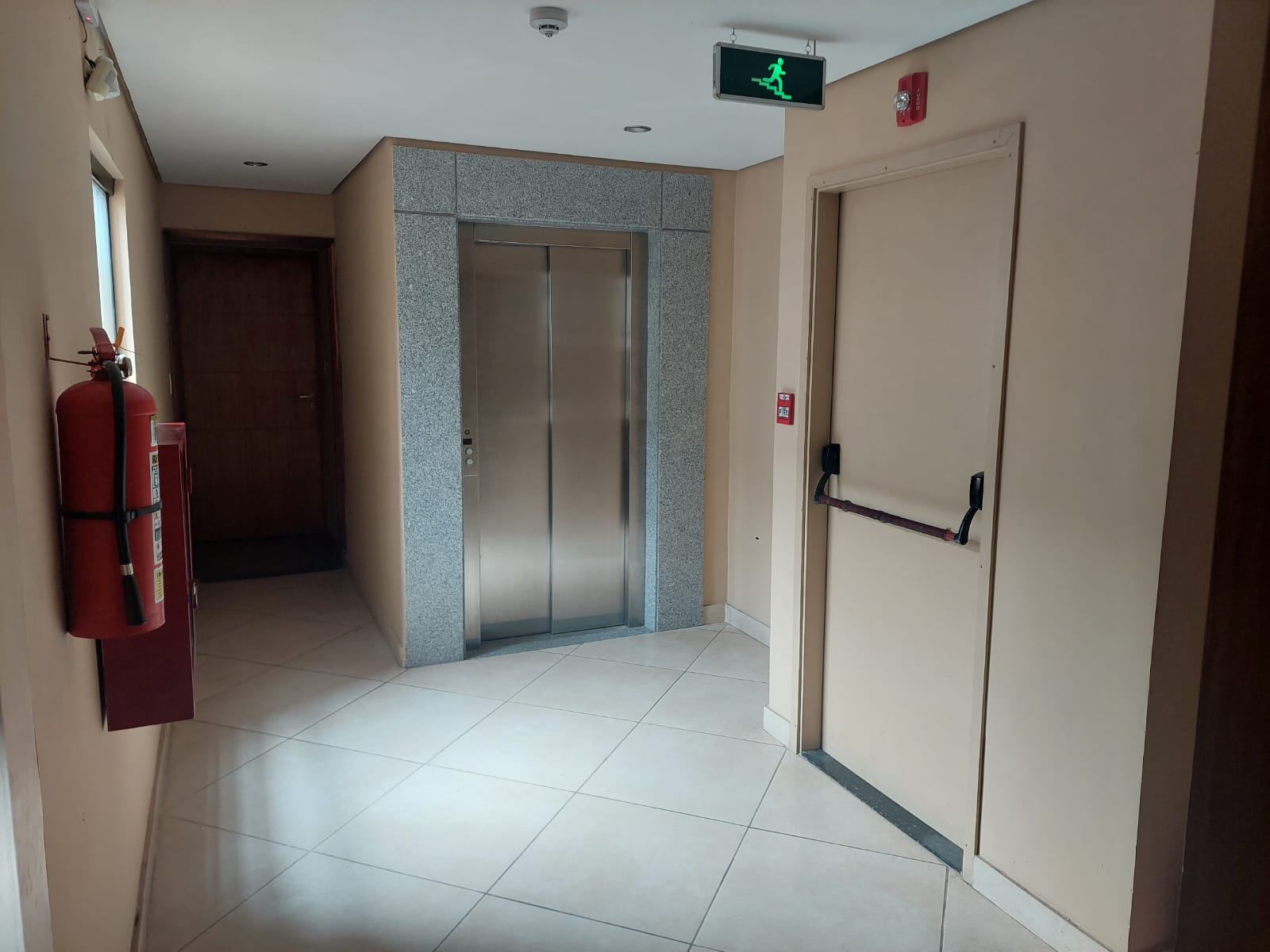 Oficina en alquiler ubicado en Villa Morra — foto 3