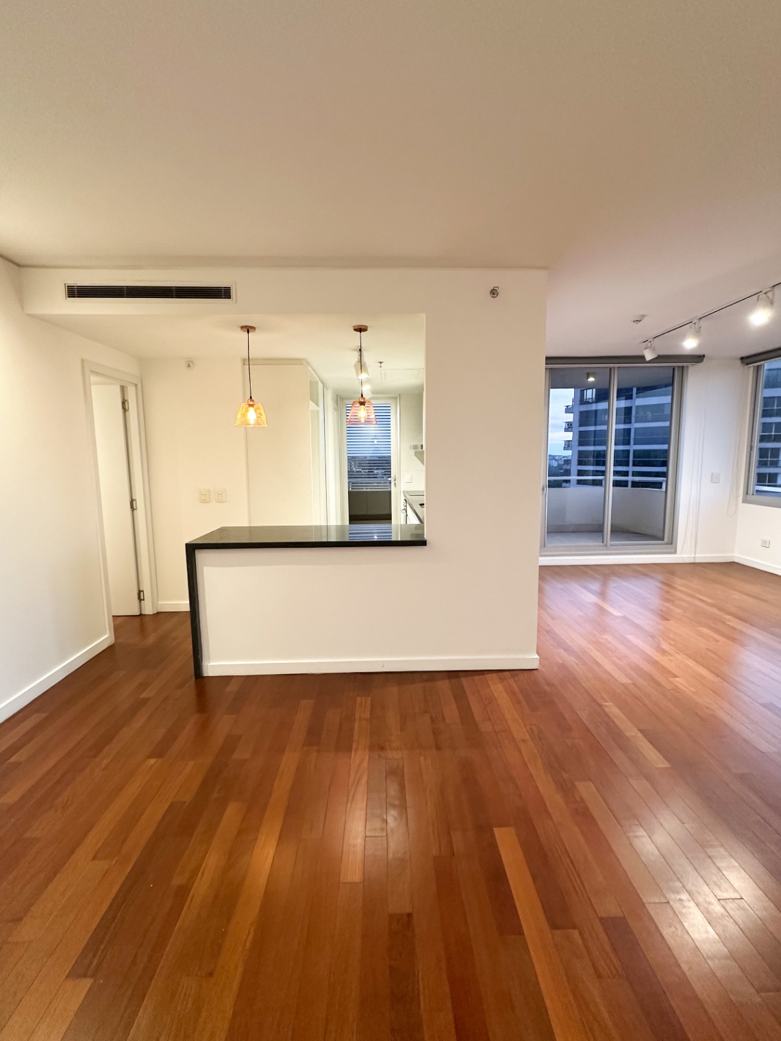 Departamento en alquiler c/ cochera en San Jorge — foto 3