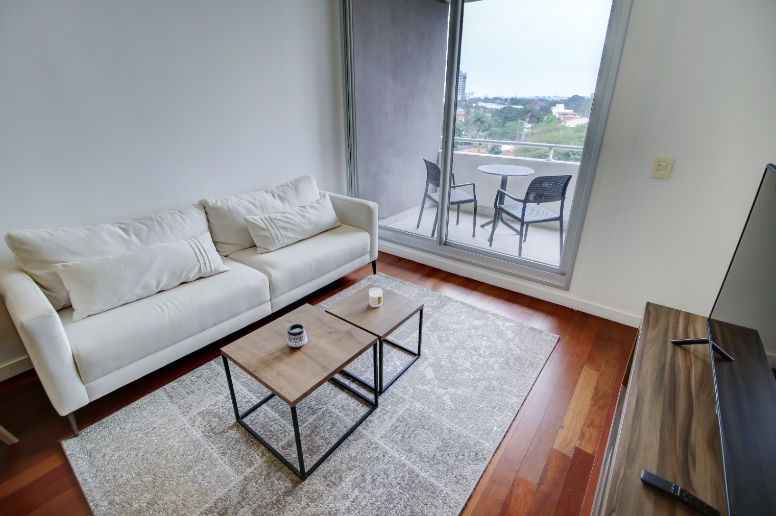 Departamento en alquiler c/ cochera en San Jorge — foto 2