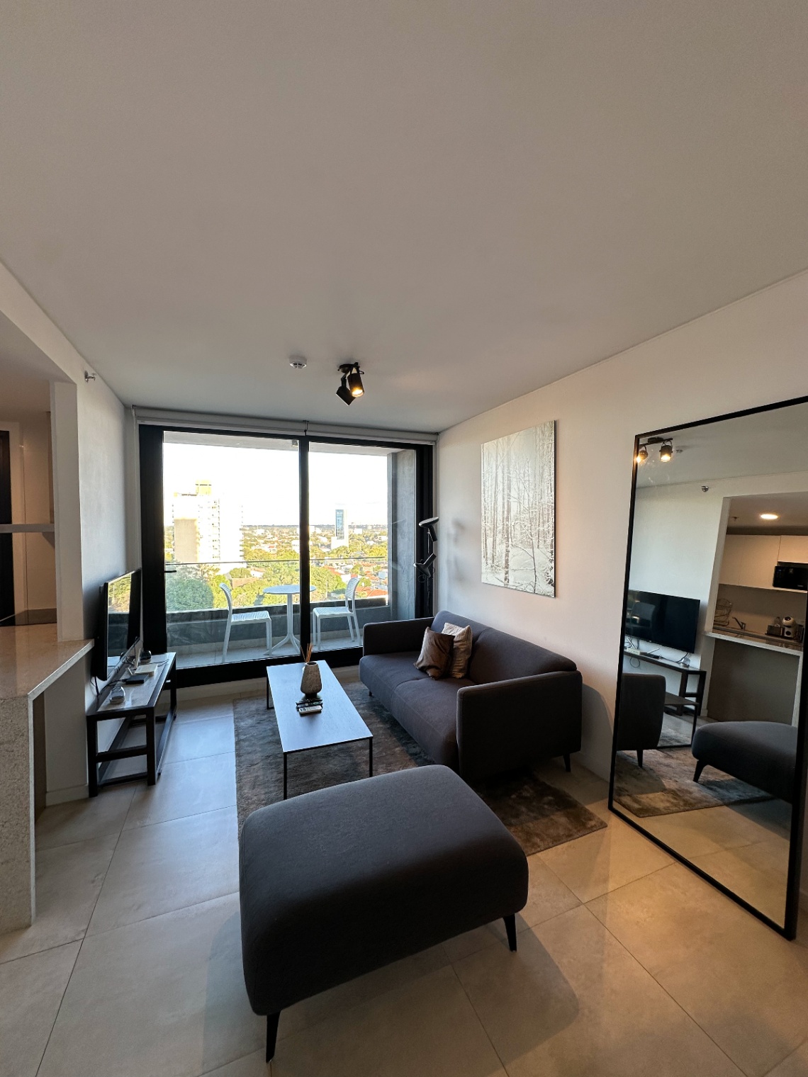 Departamento en alquiler c/ cochera en Mburucuyá — foto 2