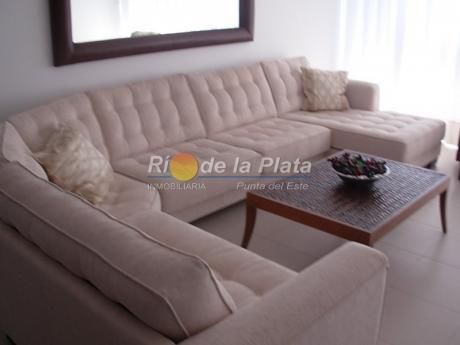 Apartamentos En Playa Brava