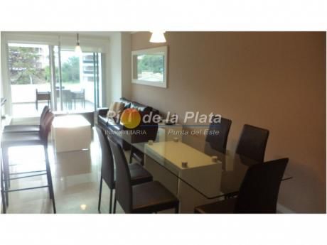 Apartamentos En Playa Brava