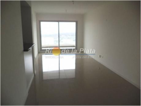 Apartamentos En Playa Brava