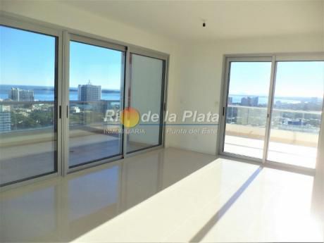 Pda 6 De Playa Brava, Edificio Icon En Punta Del Este